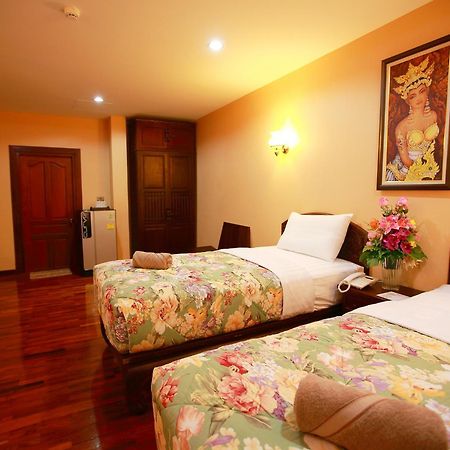 At Chiang Mai Hotel Exterior foto